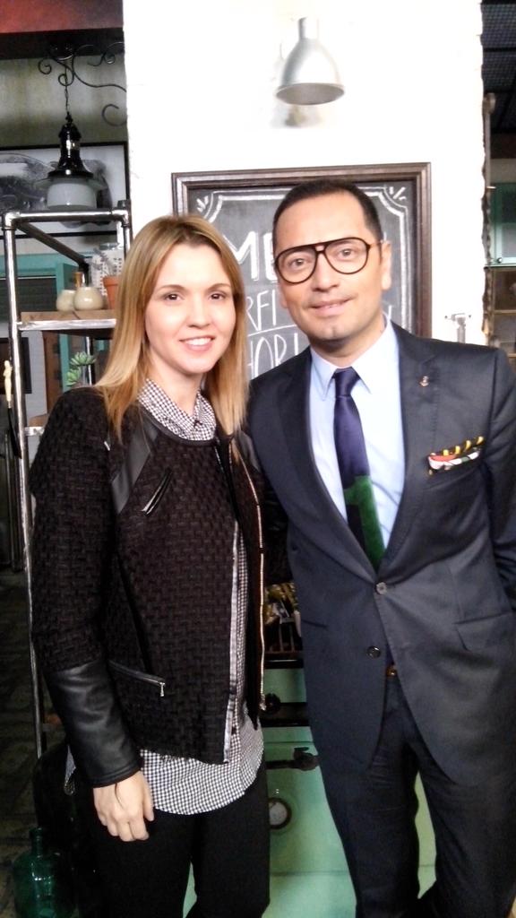 Un Placer conocerte en #MorfiTelefe en la mañana de hoy! Ojala podamos hacer algo pronto en Salta! <a href="/famedinaflores/">Fabian Medina Flores</a>