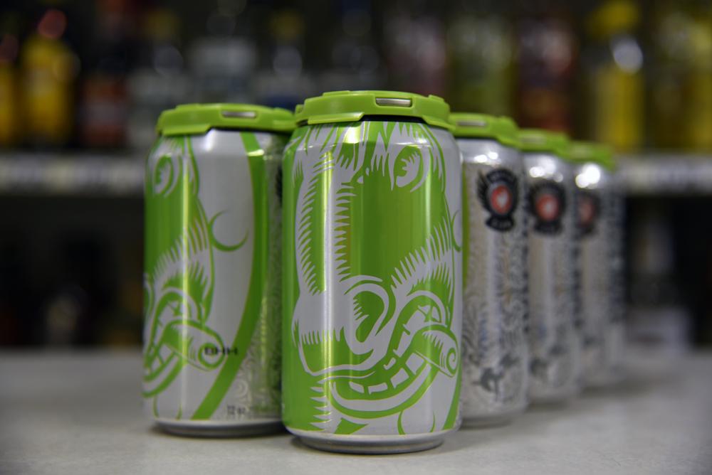 Big10PartyStore's tweet photo. Celebrate #MichiganBeerMonth with some .@Griffinclaw Norm's Gateway IPA! You won't regret it... #Mibeer #CraftBeer http://t.co/7nNksaz5Pn