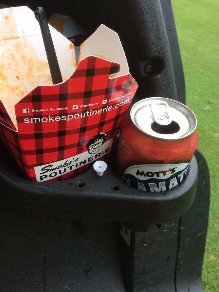 GRoch's tweet image. Smoke&apos;s Poutine and a Caesar, not a bad way to eat when playing golf! #LinkTurns25 #LinkConference