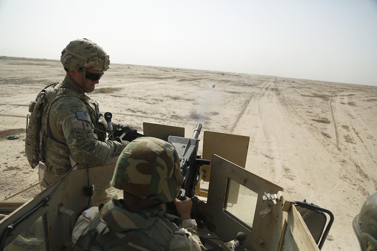 U S Central Command Photo Of The Day A Usarmy Soldier Oversees An Iraqi Soldier Firing The Mark 19 Http T Co 4d9frgstwv Http T Co K4bwtqscpc