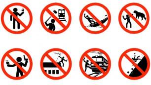 repubblica's tweet photo. Russia: stop ai selfie estremi, la campagna della polizia http://t.co/mFm64eZG6r http://t.co/EHk4GYVcgu
