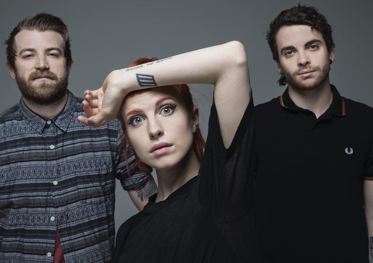 paramore_PLGG tweet picture