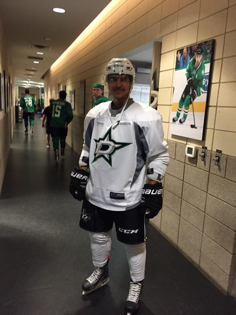 lstirtzinger34's tweet photo. Look at Lars at the Dallas Stars development camp #beauty #brahmafam http://t.co/s7wfJltsZV