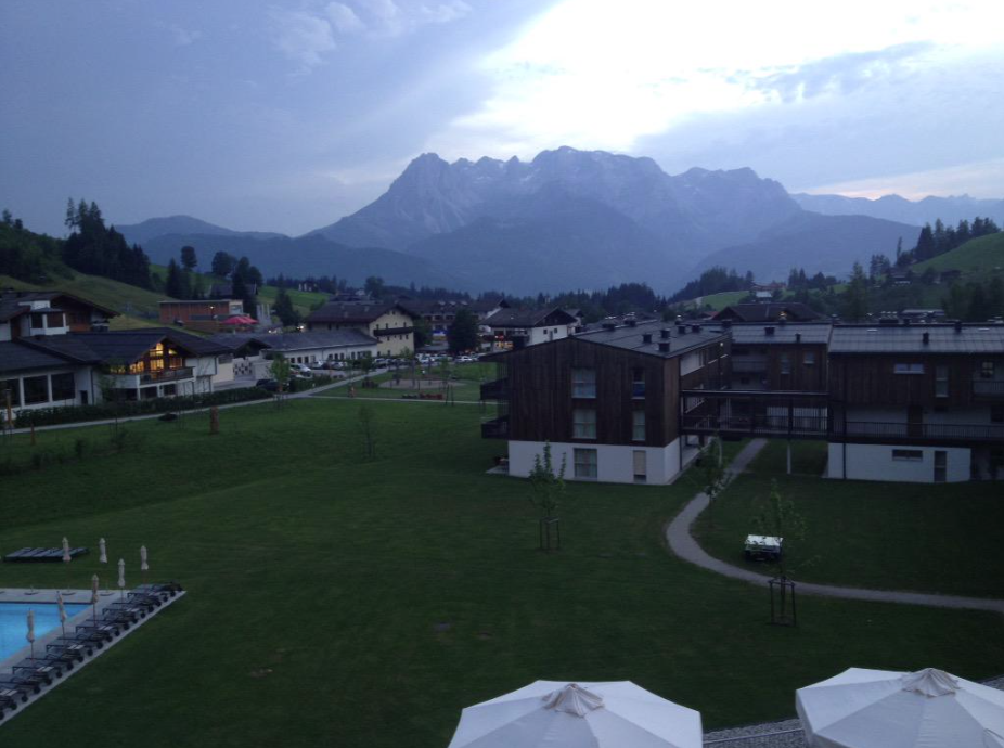 CJVkFnqWcAASNON.png:large