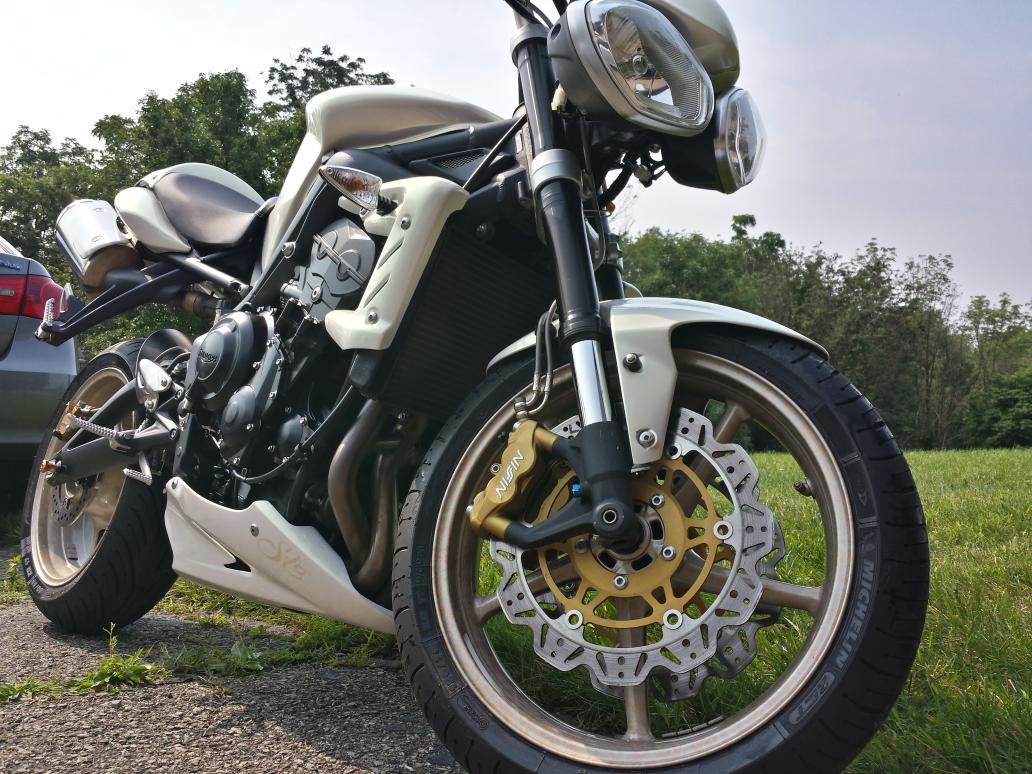 Precisionhydro's tweet image. Wheels done @MotorcyclePaint @TriumphAmerica @TriumphOfficial @