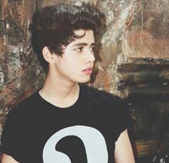 AliciousSRL_JMB's tweet photo. Selamat pagi!! JB nya indonesia lewat hehe http://t.co/nfBou716oj