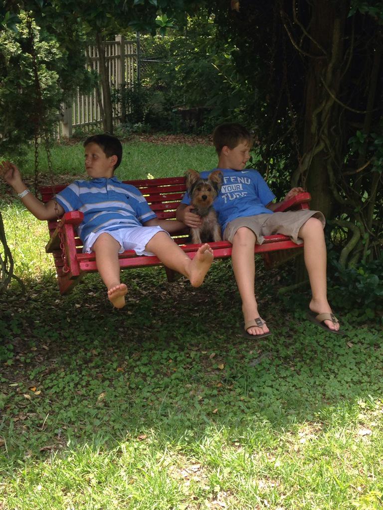 DrTiffanyHall's tweet image. Working hard today and got a text of this. #workhard #rolemodel #setexample  #makeadifferenceboys #❤️