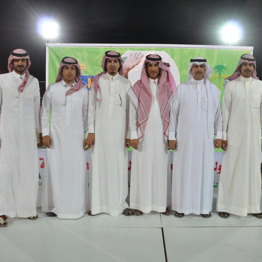 bldbjd2015's tweet photo. صورة تذكارية لأعضاء اللجنة المنظمة 

ختام #بطولة_سلمان_الحزم  

#شكراً_بلدية_البجادية 

#البجادية http://t.co/7EjwgFPhhs