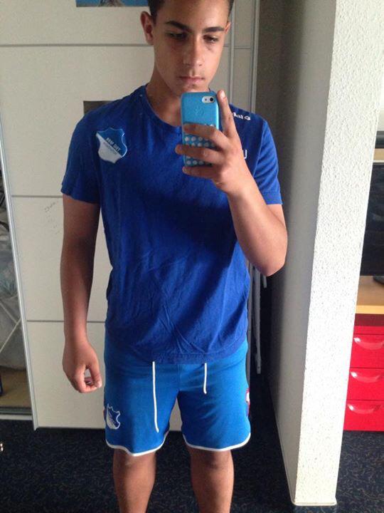 sharonjfraenk's tweet photo. Good luck @fraenkelj @achtzehn99 Youth Academy! http://t.co/7BVoOqSKv9