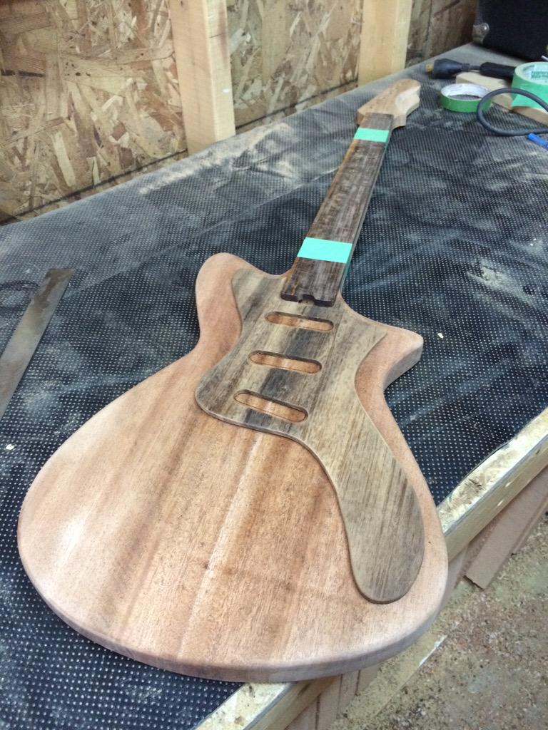 psalloguitars's tweet photo. Sneak peek! Meet Psallo Guitars' newest creation, the Kyma Bandit! #handcraftedinNL http://t.co/WA8eEYGXfm