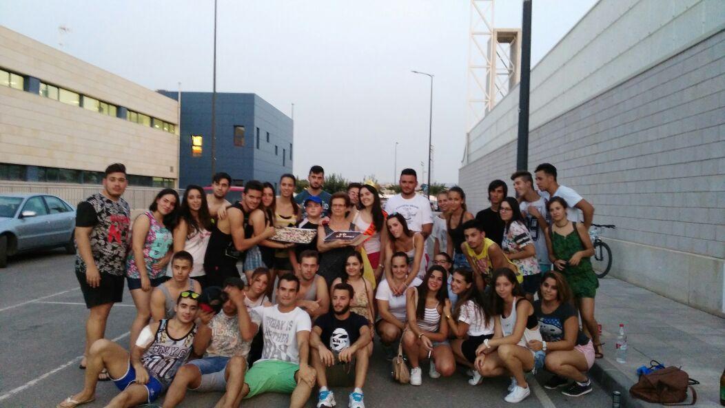 Las familias se cuidan y se quieren y así lo hacemos nosotros #20DeCopas #Verano2015