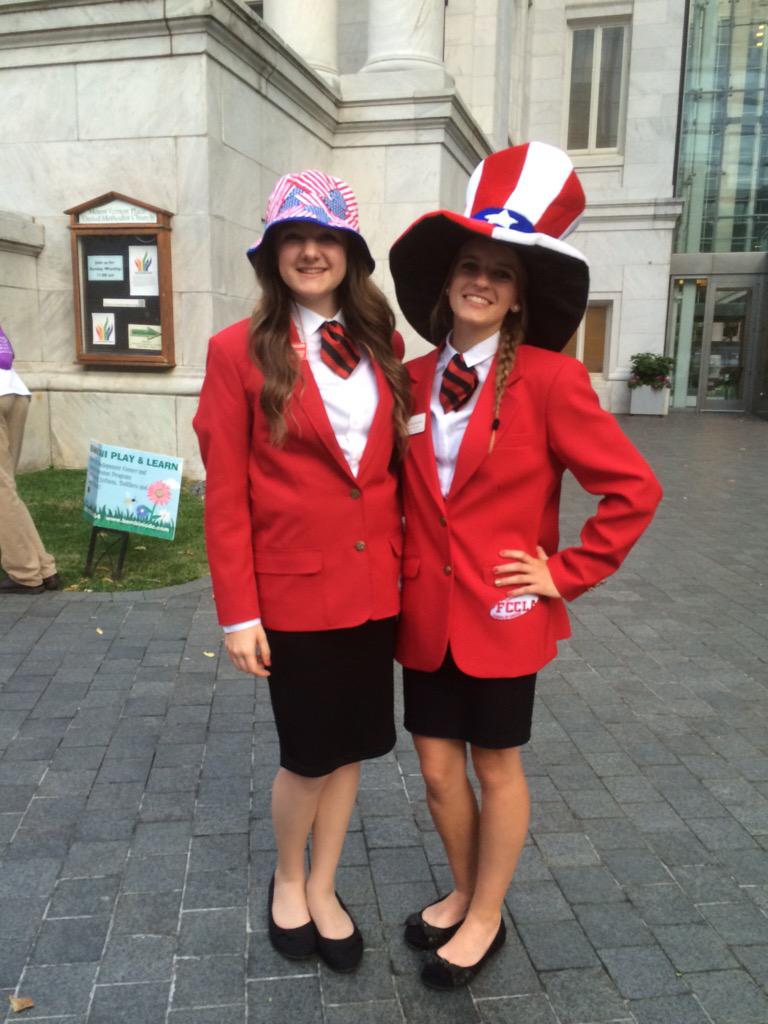 district6fccla's tweet photo. Our district 6 state officer and district president showing off their American spirit in Washington, D.C. #2015NLC http://t.co/yfQqs7B9Xe