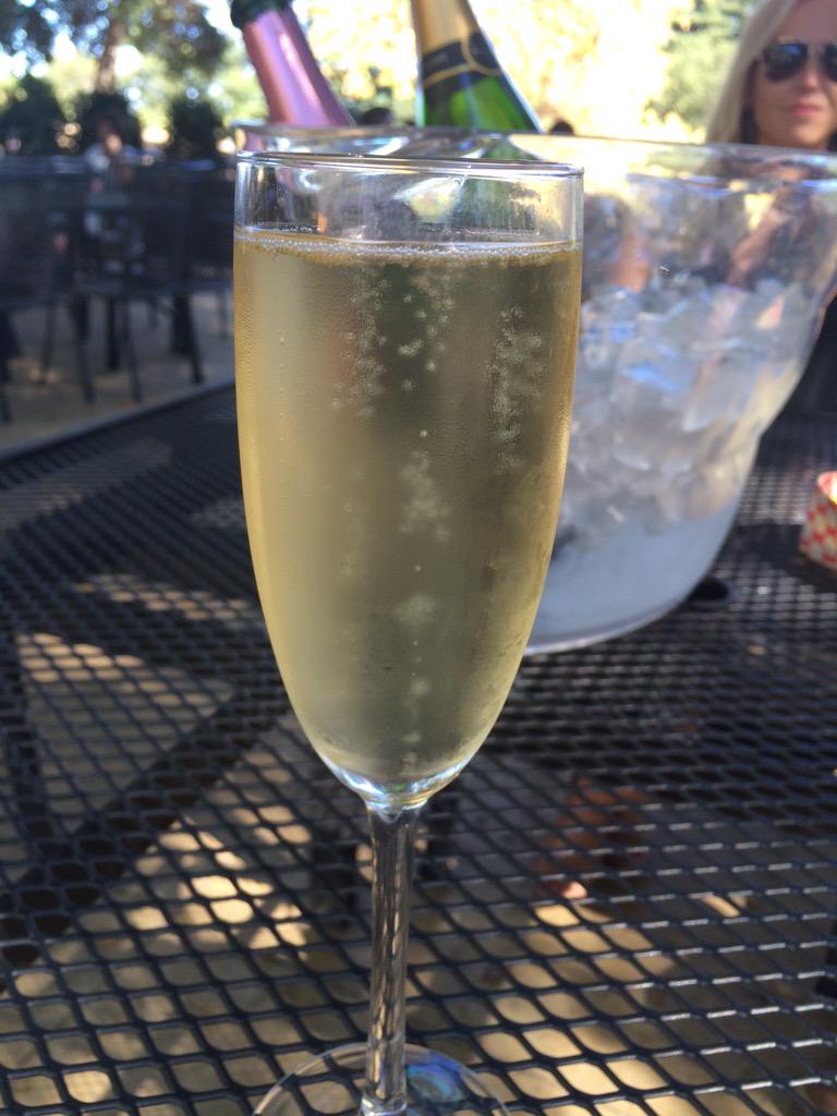 EAmend's tweet photo. @EAmend: @HeatherDubrow Did you hear our cork pop?!?! #bubbles #napa #collette @laurak0603 @pdamend @Scottyb_722 http://t.co/XVXDEOSOVk
