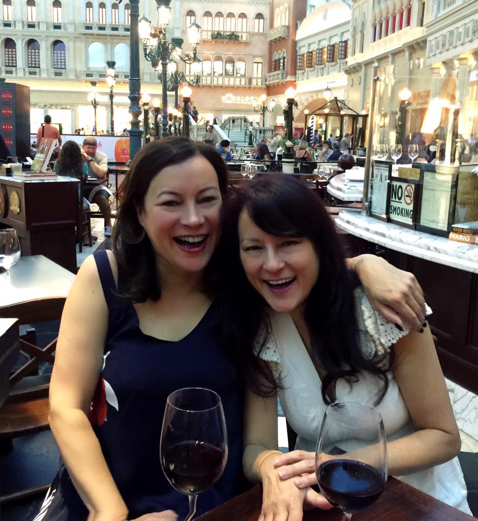 JenniferTilly's tweet photo. Having fun at @OttoLasVegas in St. Mark's Square at @VenetianVegas with my sister @beckytilly http://t.co/7EBqWhicBG