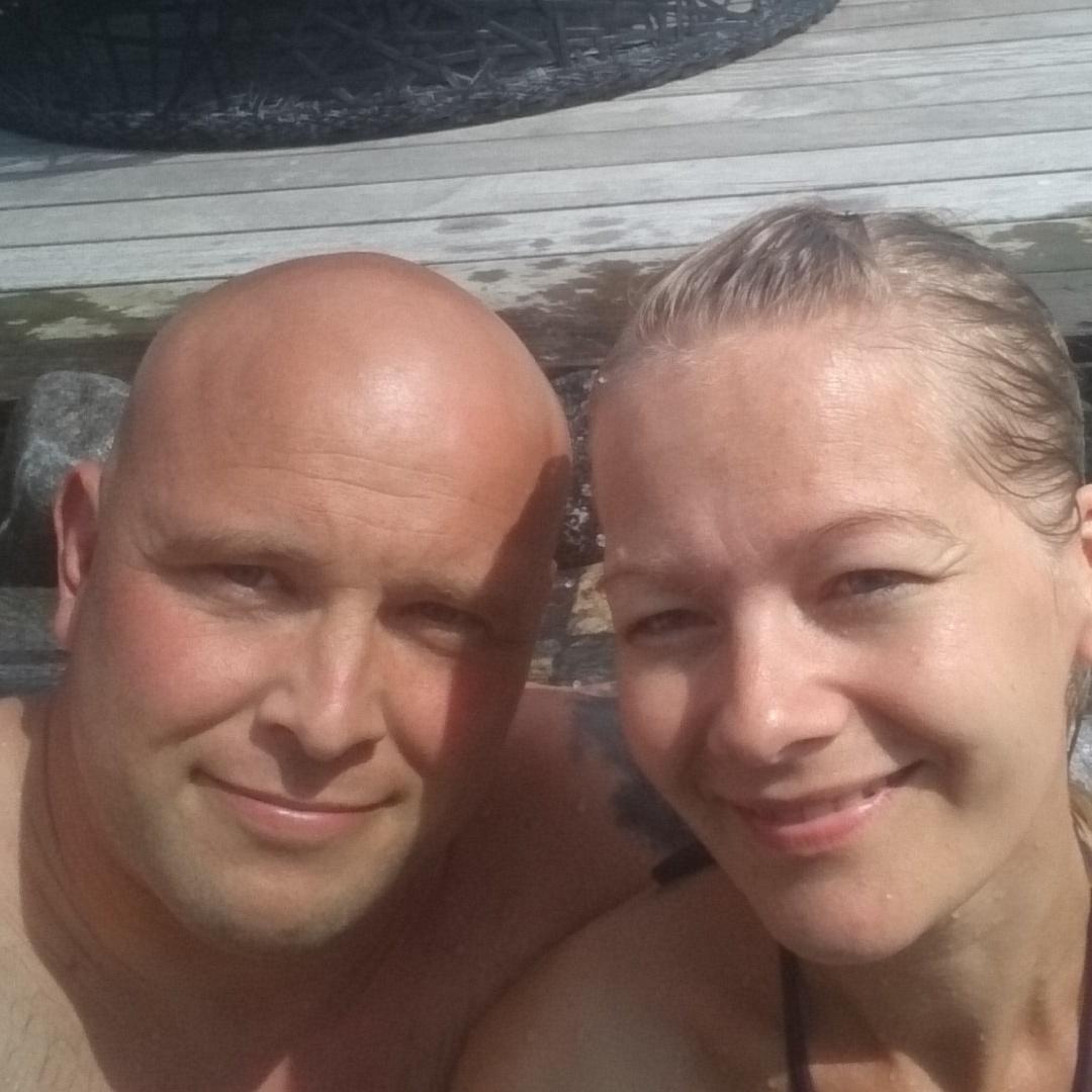 kontakt's tweet photo. I wellness med min dejlige kone. http://t.co/pUFLQLM1QT