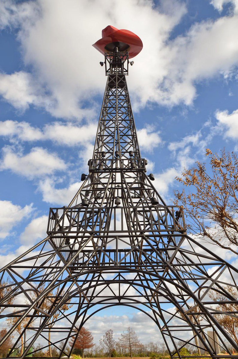 TexasHumor's tweet photo. Paris, TX: http://t.co/b6UqUQGGlz