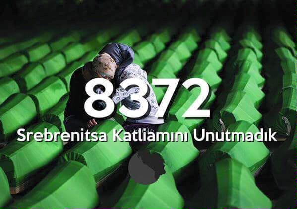ikbldrs's tweet photo. Dert Ümmet olunca gündem yoğun olur....

Sırp kasaplarını unutanın vicdan sahibi olduğundan şüphe ederim. http://t.co/SYiGEkxk32