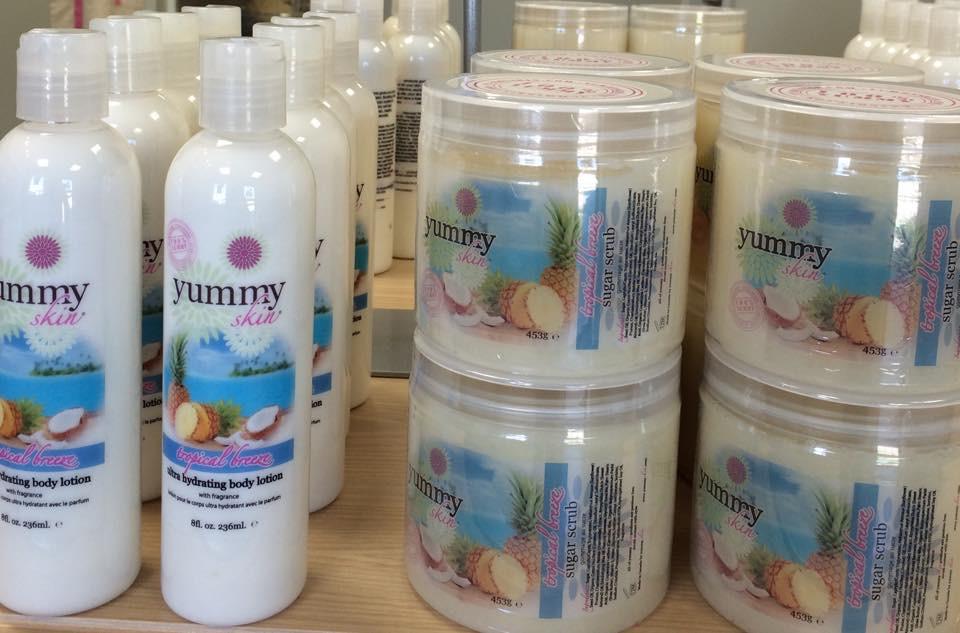 Yummy_Skin's tweet photo. #tropicalbreeze - a summer scent with coconut, pineapple and a hint of banana. Where's the beach?! http://t.co/hsZHGBl5Iq