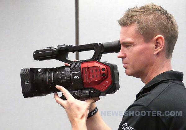 TheNewsshooter's tweet image. Latest info on Panasonic AG-DVX200 4/3 type large format 4K camcorder with integrated zoom newsshooter.com/2015/07/08/lat…