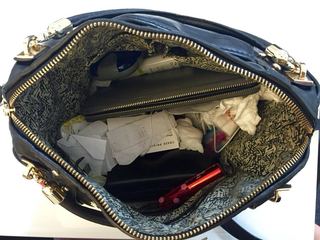 Cosmopolitan's tweet photo. 17 Random Pieces of Garbage Every Twentysomething Has in Her Purse at All Times http://t.co/OldZLOT4bX http://t.co/unr0MhTn2n