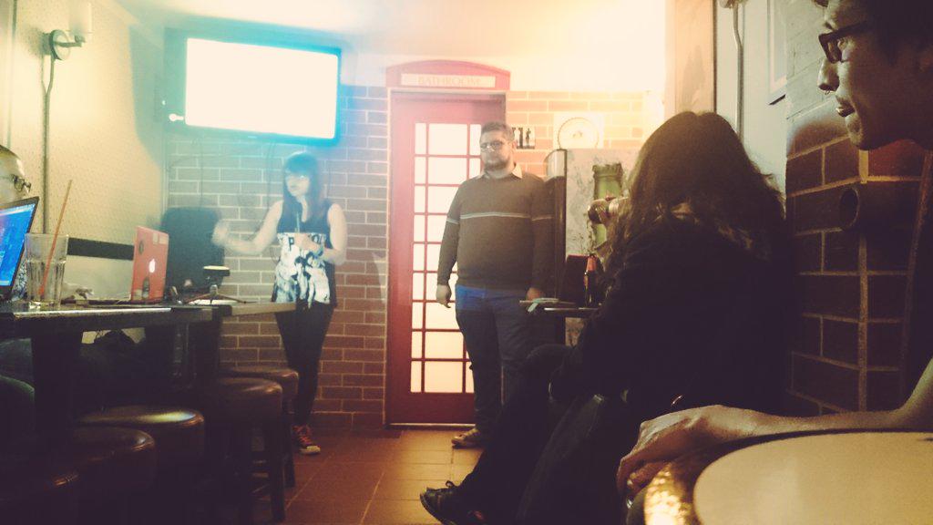 HomeCreativeS's tweet image. Muchas gracias a @momographic a @MasDisenioBog y @refribreak por esta noche tan especial en #workaholic #designPower