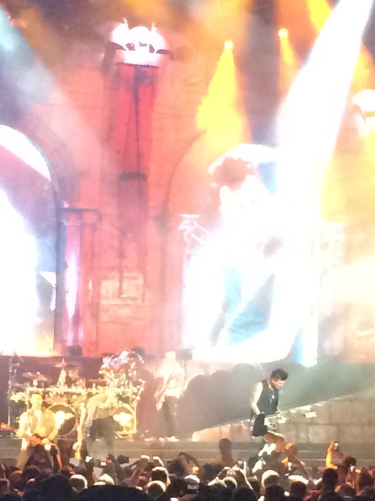 HAPPY BIRTHDAY Synyster Gates  My picture I took at Mayhem Fest last summer! 