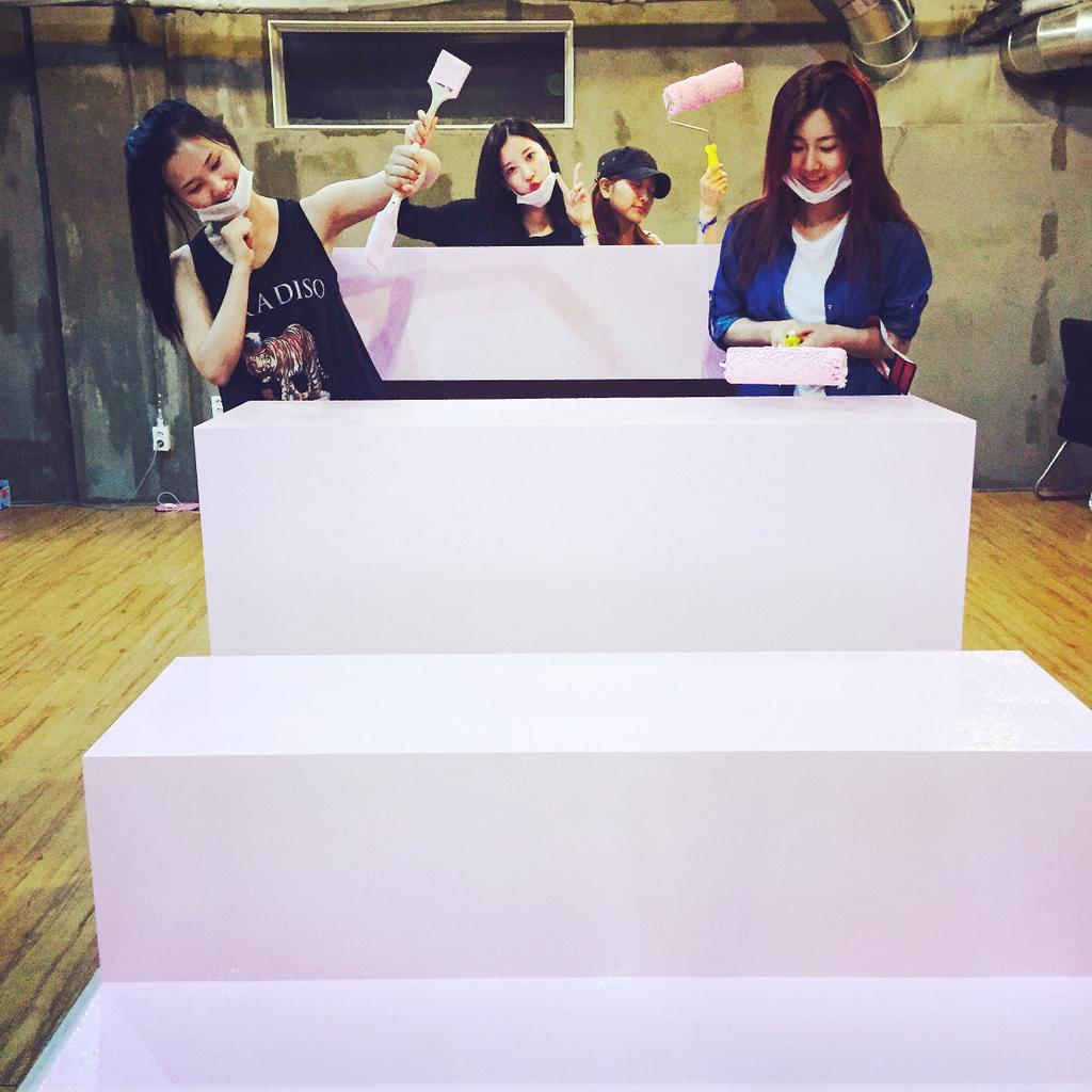 CJXF9mdXAAA1EHB.jpg:large