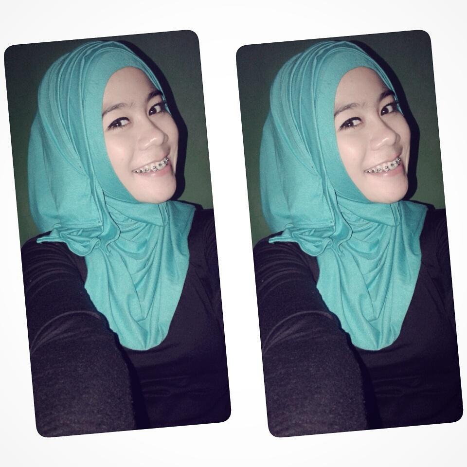 yogacimell's tweet photo. Smile it's Sunnah 😊😁 http://t.co/2EmEIrJWnt