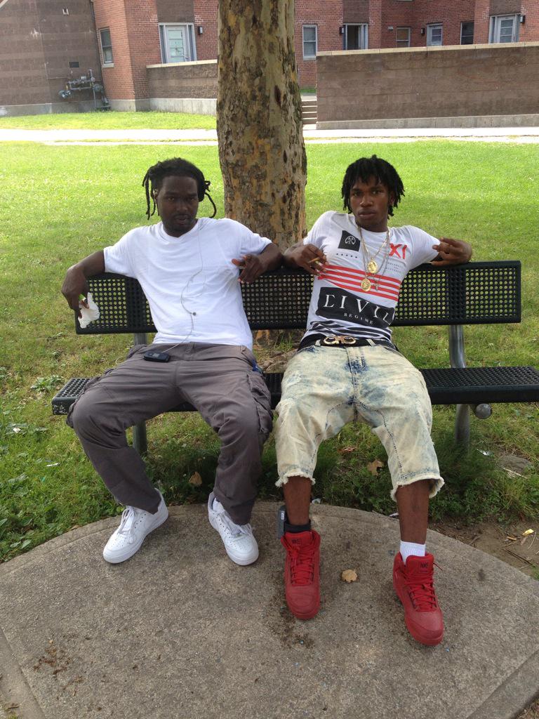 OshaeBussemdown's tweet photo. Only one nigga💯💯💯⛽️ http://t.co/hzfrGVpiYa