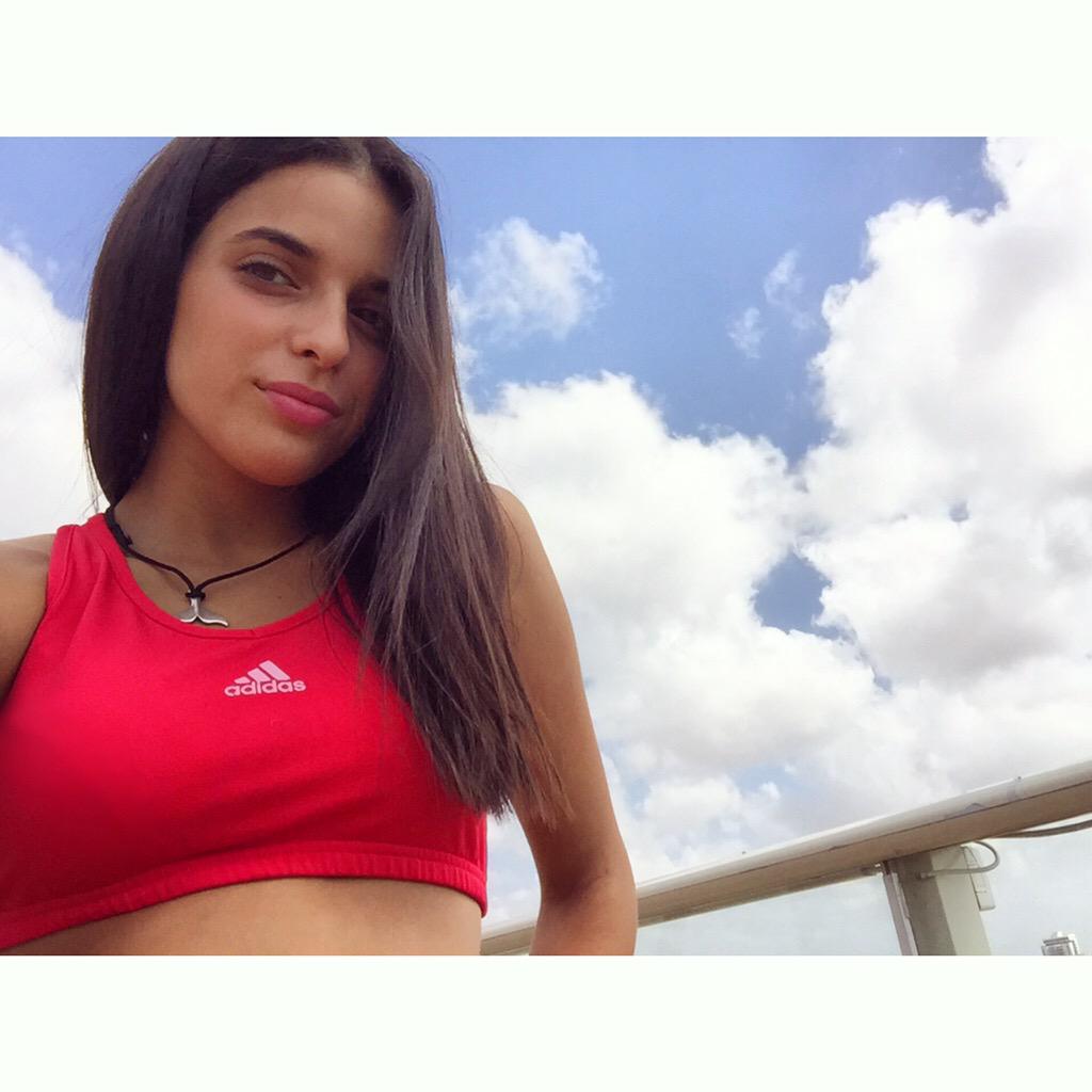 MAYA tweet media