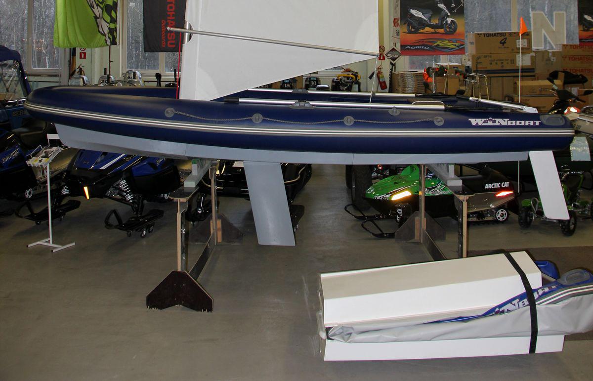 Winboat_US's tweet photo. Flat shipping rate for #Winboat F460 #Sailboat - just $200 (all US states)! 
#GetAfloat
http://t.co/YHEUNBvYJz http://t.co/sMv4B5CXzN