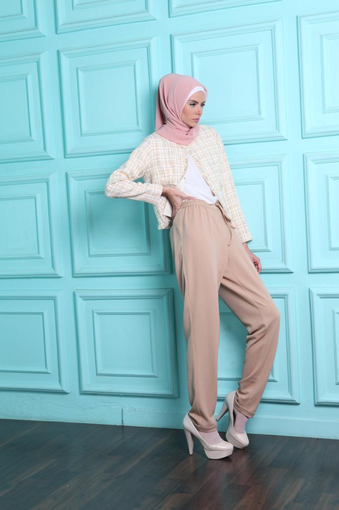 treimee's tweet photo. Alpina pants now only 194,350 and Amanda tweed now only 250,000 #treimeemidyearsale http://t.co/DhFiLwA8hq