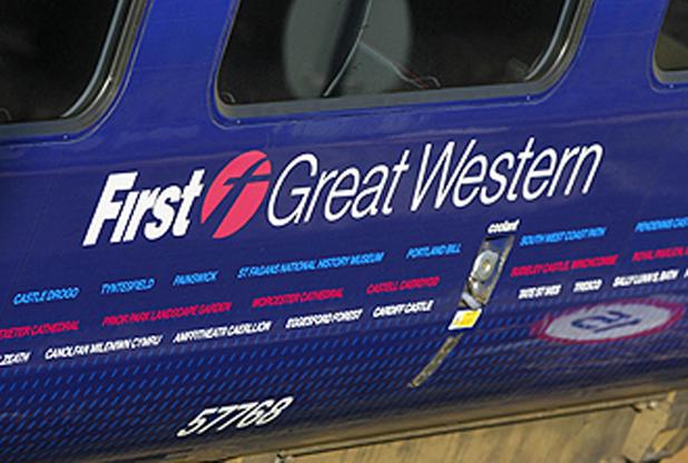 WMNNews's tweet photo. Passengers braced for chaos as #FGW strike looms http://t.co/jC7xmfZz8z http://t.co/Yq9btzeQPC