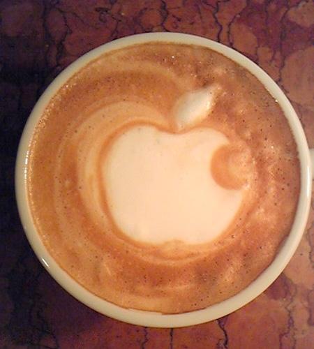 CostaCoffee's tweet image. Forget your Apple Watch! ;-) Image by Kazuki Yamamoto #CostaCoffee #CoffeeArt