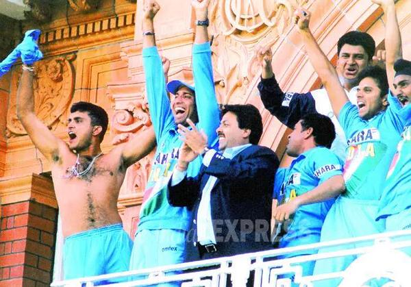 Happy  Birthday to DADA Saurav Ganguly, Most attacking captain of India till date. LOOK AT THIS PIC 