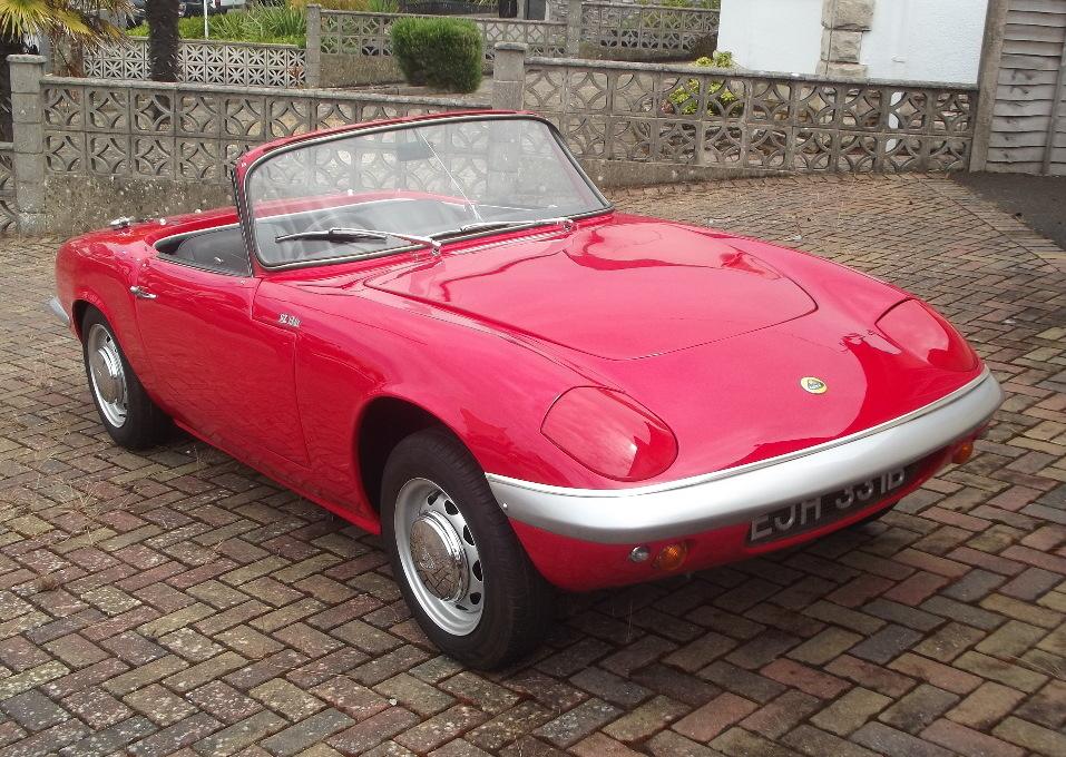 CharterhouseAV's tweet photo. Like red sports cars? We have a fleet load for auction Sunday 19th July http://t.co/P6PsHbqyPk #ResaleRed http://t.co/ODnEIEvVSB