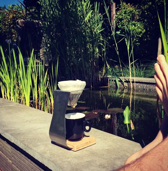 Lekker kopje koffie in de middag! prutmeesters@gmail.com voor je eigen brewingstation! #genieten #slowcoffee