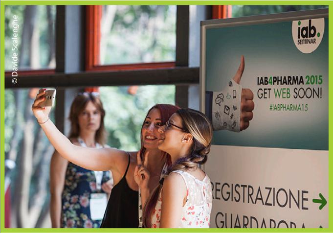 marvisantamaria's tweet image. ...e poi ti ritrovi sul #Dailynet per #IABpharma15 @IABItalia :D come nei migliori #selfie delle #star sul #redcarpet