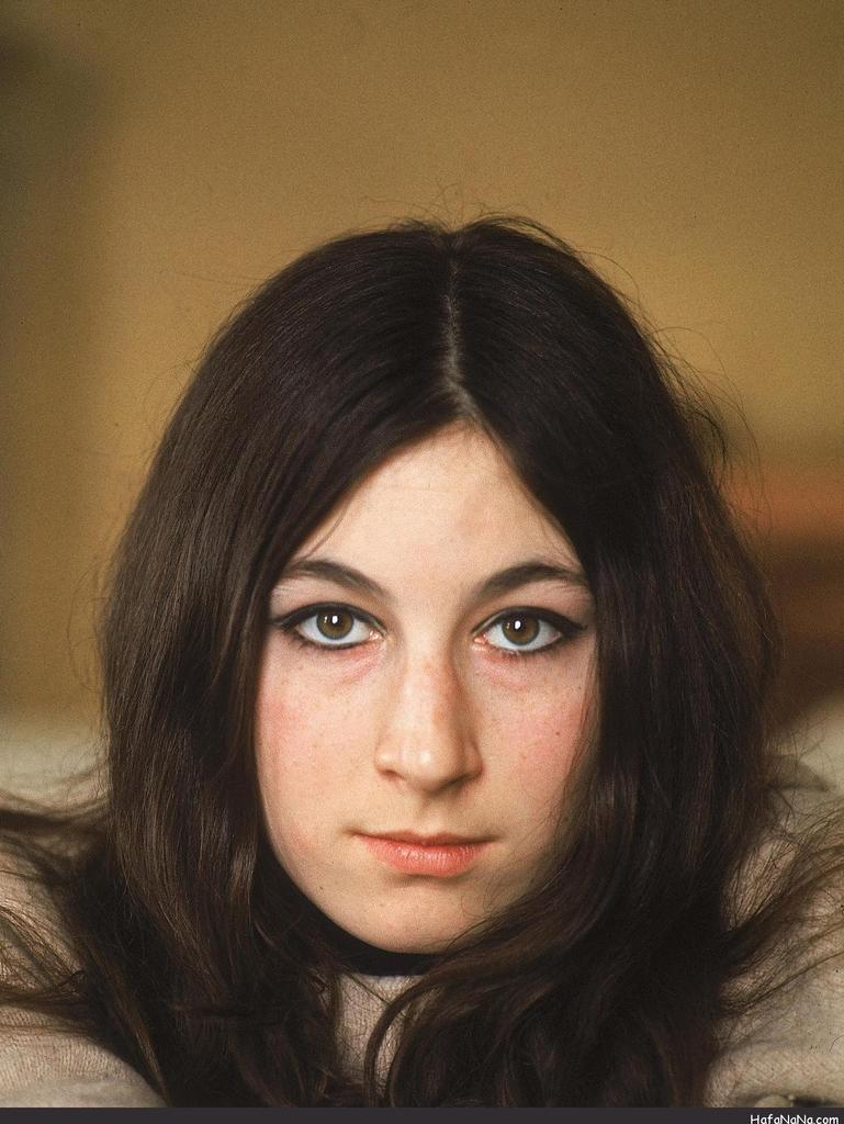 HAPPY 64TH BIRTHDAY TO ACTRESS ANJELICA HUSTON!!    
