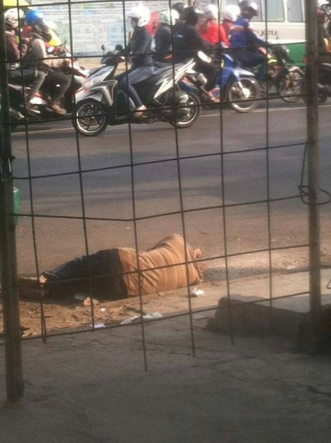 Selamat Siang,punten tlong dibntu sftny darurat <a href="/infobandung/">infobandung</a> Bpk ni pgidap stroke,dia trkatung" trbaring d Jl.Kopo343