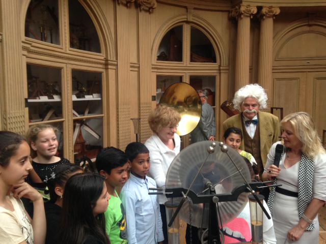 Ministerie van Onderwijs, Cultuur en Wetenschap tweet media