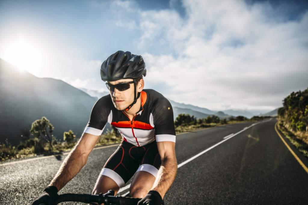DecathlonUK's tweet photo. Fancy upgrading your road bike? Read this blog: http://t.co/jEv3yfq6vM http://t.co/fJYoqnXkPK