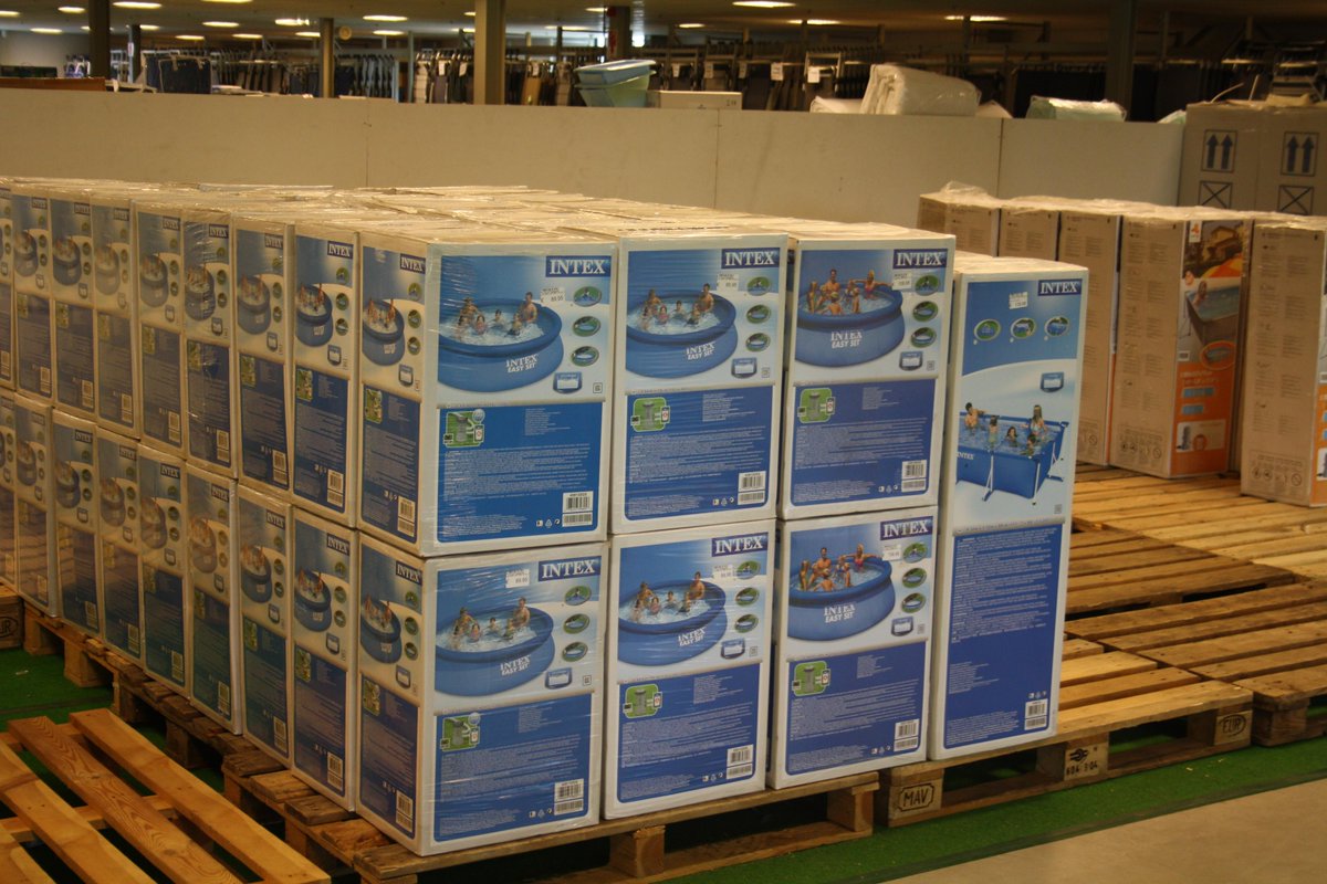 Er is een nieuwe lading zwembaden binnen gekomen. Wees er snel bij! #Zwembad #zomer