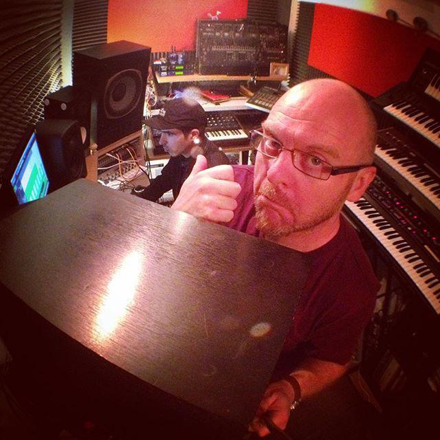 martinatjazz's tweet image. Caught Jullian arranging some of our #secretwork @julliangomes #arcolabs #arcofam