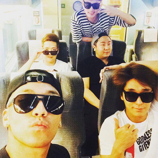 CJZDroqUYAATVkL.jpg:large