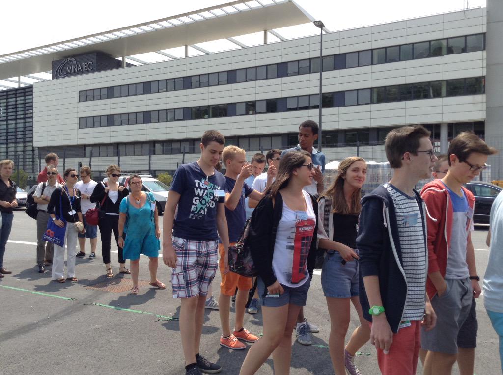 TerritoireSci's tweet image. Les finalistes d&apos;@Innocupjr pour visiter @XeroxCorp @CEA @Grenoble_EM avec @MINATEC