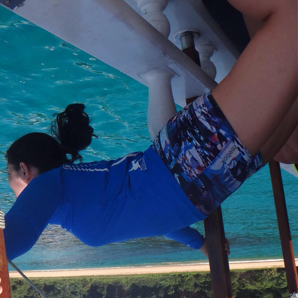 PilatesUnific's tweet photo. Upside down!! De cabeça para baixo!! Pilates na natureza!! Fernando de Noronha - Brasil!   #pilatesunification http://t.co/lkbCe19Bb1