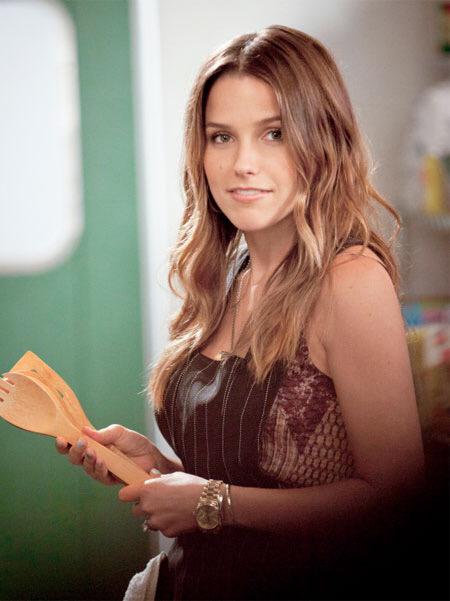 Happy birthday to the amazing Sophia Bush.. Thanks for being my favorite member of OTH    
