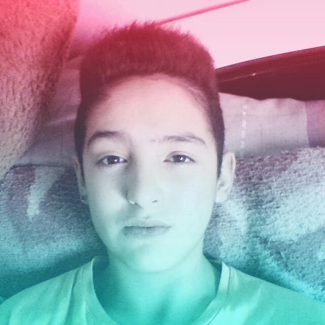 ZarateeAlan's tweet photo. Hoolaa <3 http://t.co/Kw7uTle8Nw