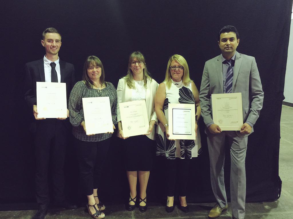 michellecummin4's tweet photo. Rugby 3115 receiving their certificates for apprenticeship @JamesBee__ @BilalAhmadRana @Rushton12345 http://t.co/1VR4Tp1j5p
